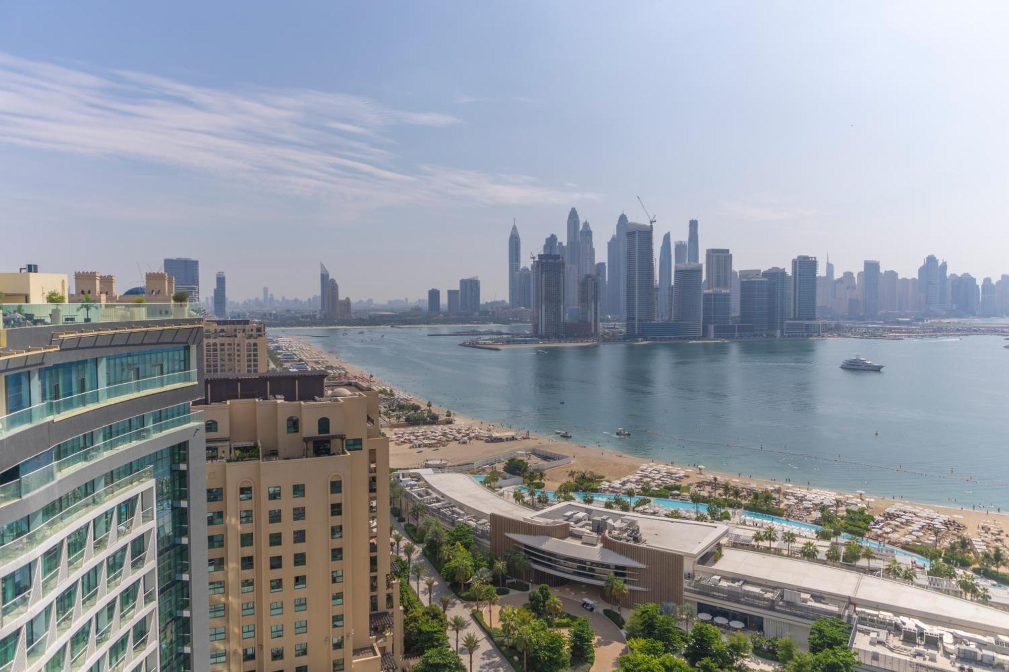 Studio With Private Beach Access At Palm Jumeirah Apartment Dubai Luaran gambar